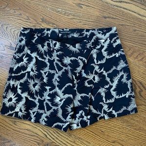 Banana Republic Short Shirts Embroidered Size 4